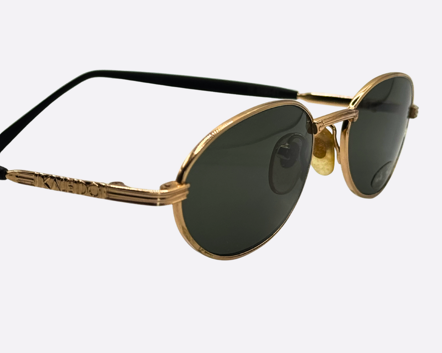 KALEIDO – Minimalist Sunglasses | 90s Fashion