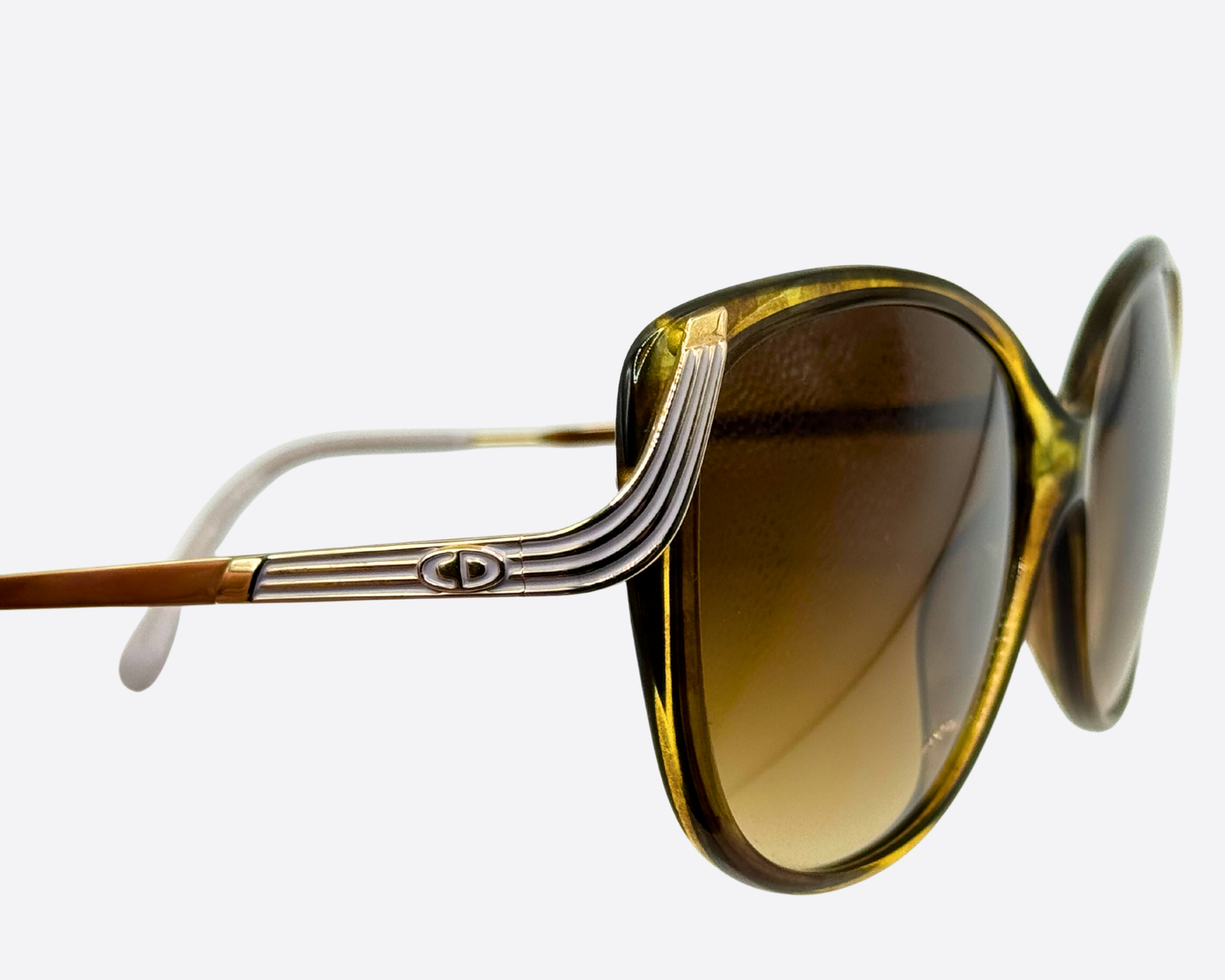 Christian Dior 2416 20 – Amber optyl glamour | 80s vintage sunglasses