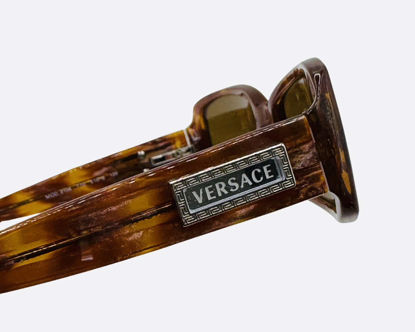 Versace 3106 – Late 90s/Early 2000s Vintage Chic | Tortoise