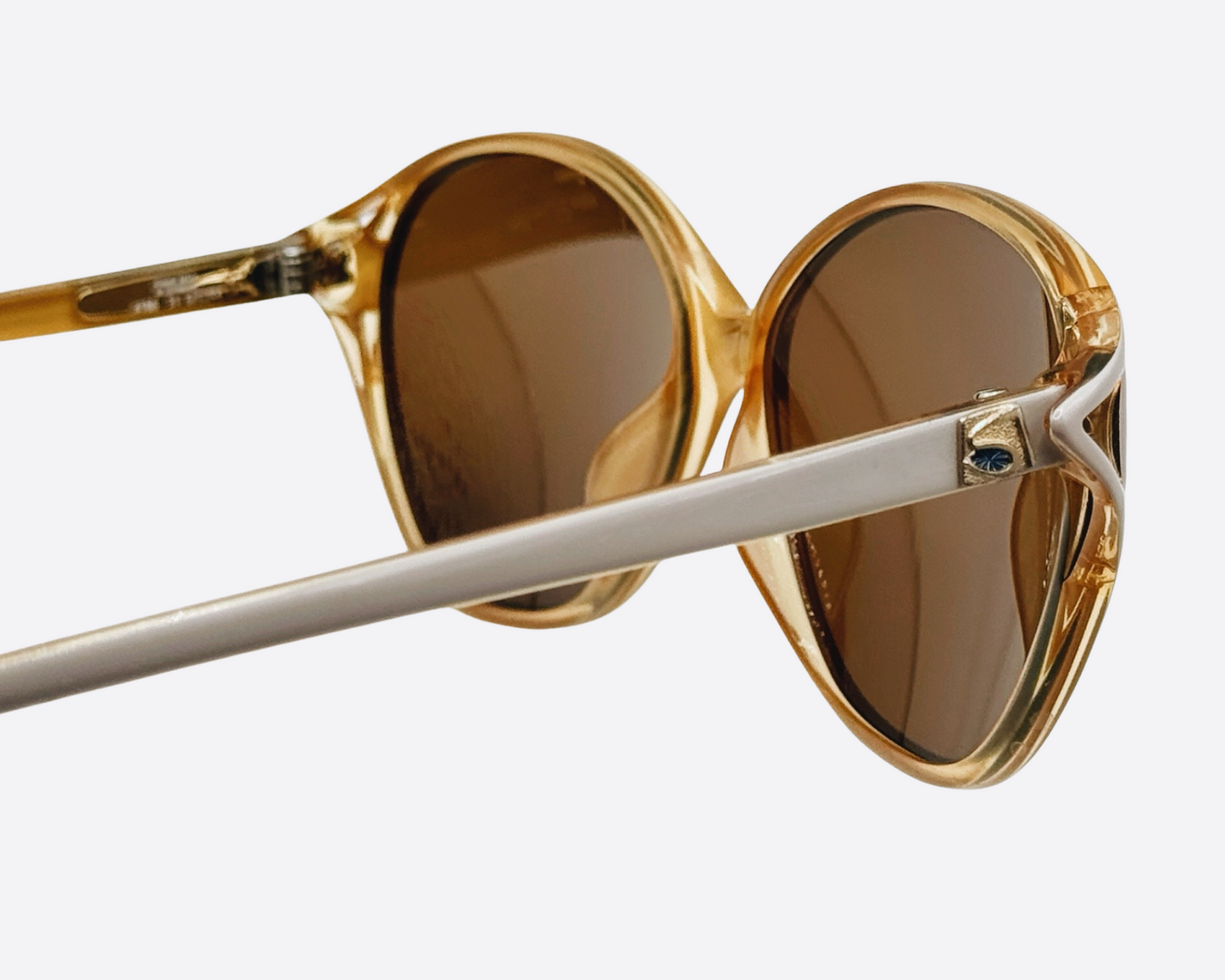 Saphira – Optyl Sunglasses | 80s Fashion