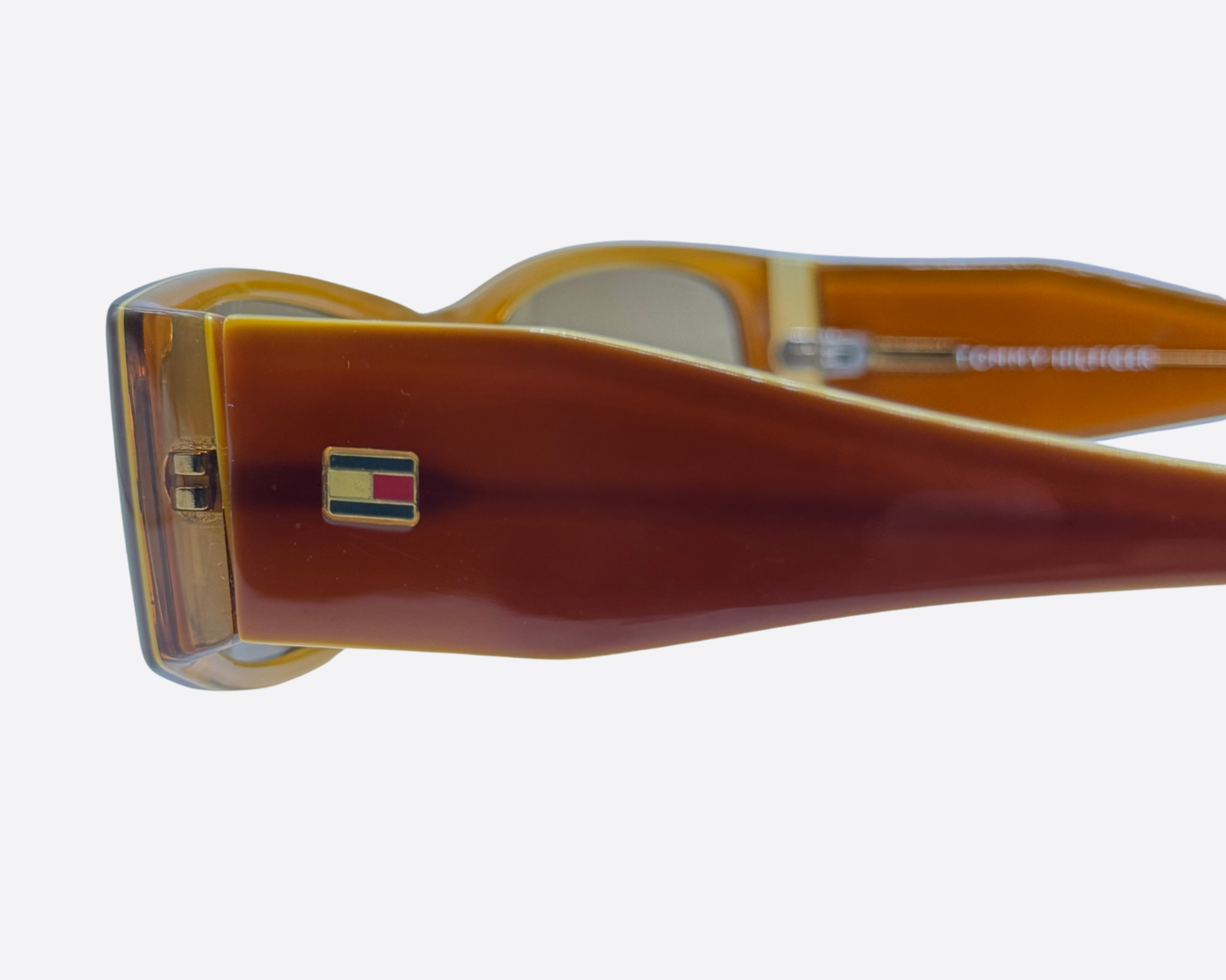 Tommy Hilfiger BRN-34 – Sleek brown | 90s Y2K Sunglasses