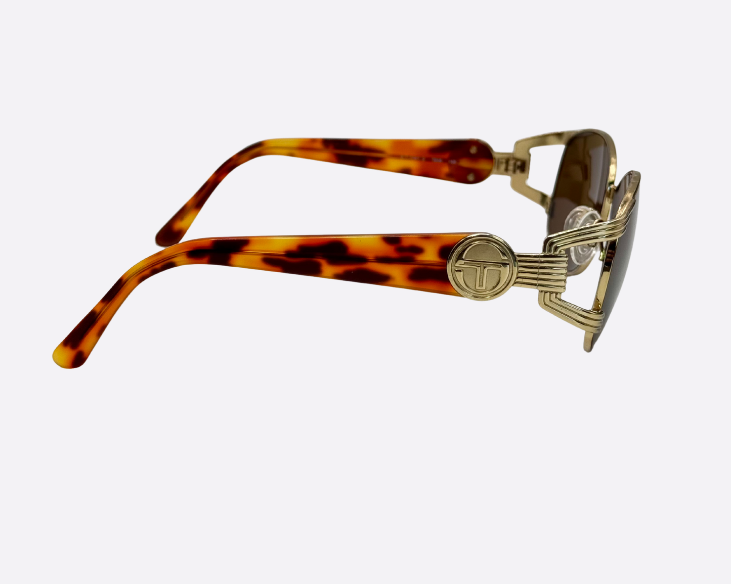 Sergio Tacchini S.T. 1041 – Gold & Tortoiseshell Oval | 1990s