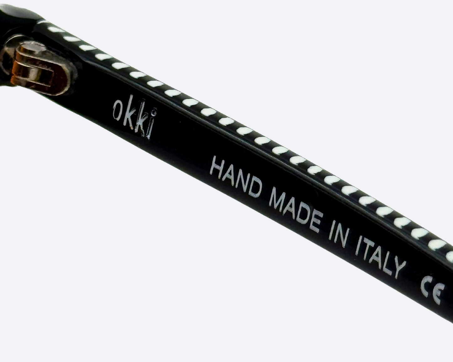 OKKI 3238 – Estilo Slim Italiano Y2K | Años 90