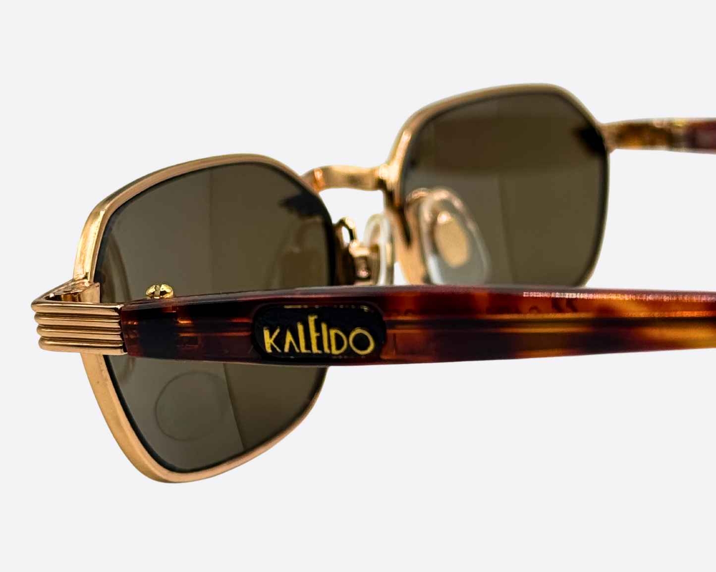 Kaleido – Minimalist Sunglasses | 90s Vintage Style