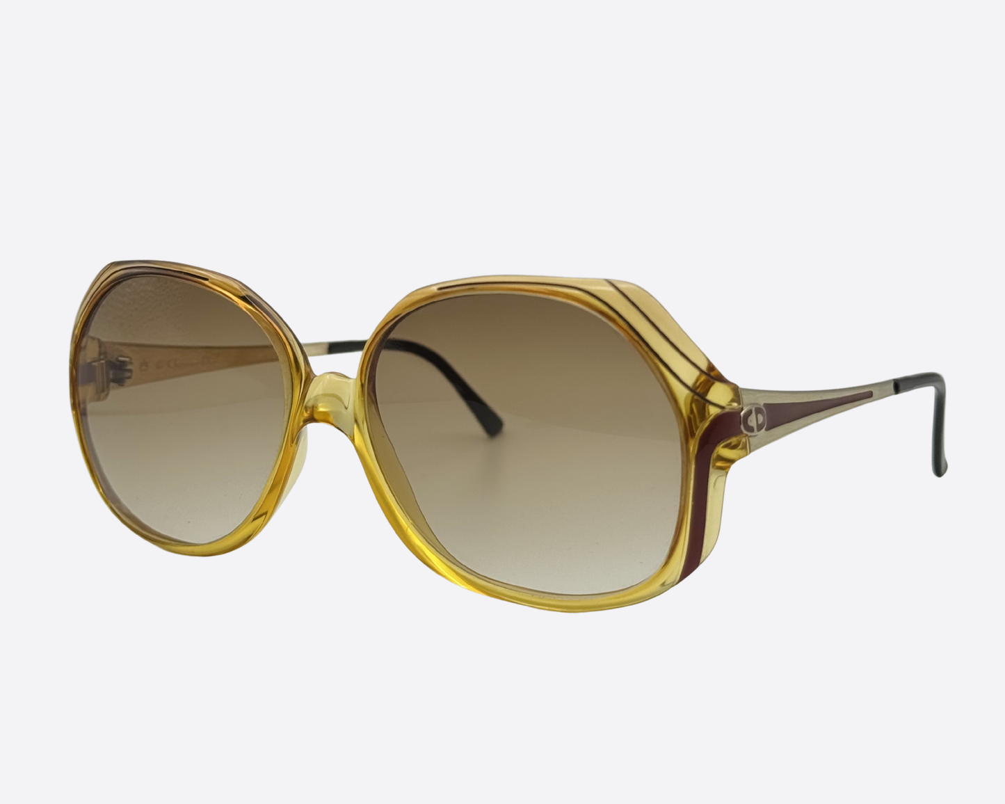 Christian Dior 2256 10 – Miel translúcido y Burdeos | Montura Austria