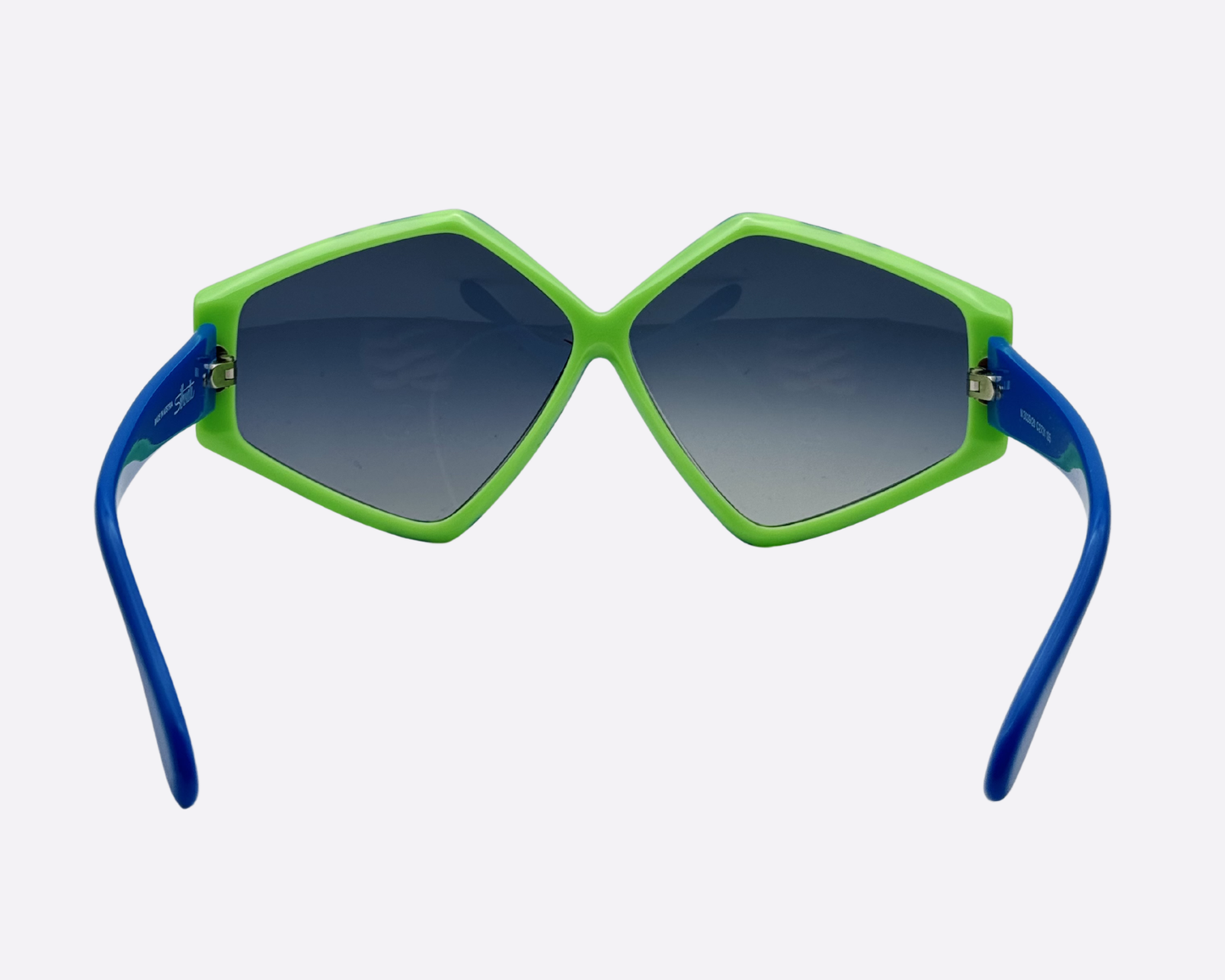Silhouette M3039/20 – Checkerboard Geometric | Made in Austria