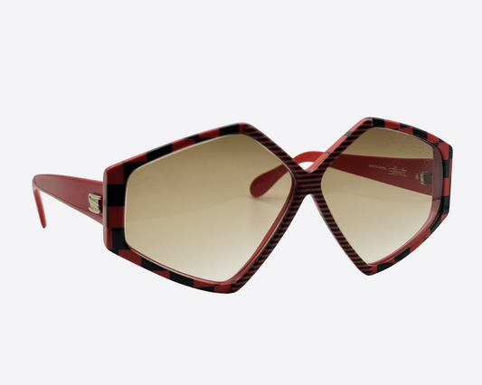 Silhouette M3039/20 – Red Checkerboard Geometric | Made in Austria