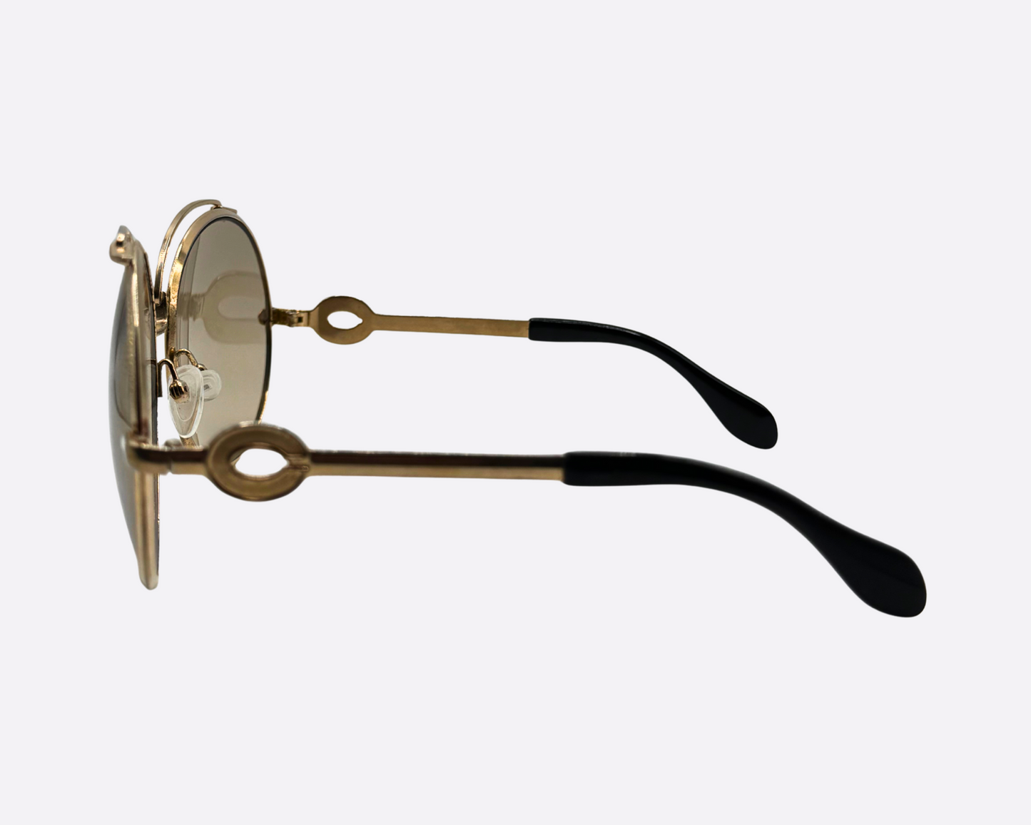 Silhouette – Oversized Gold Metal | 70s Vintage