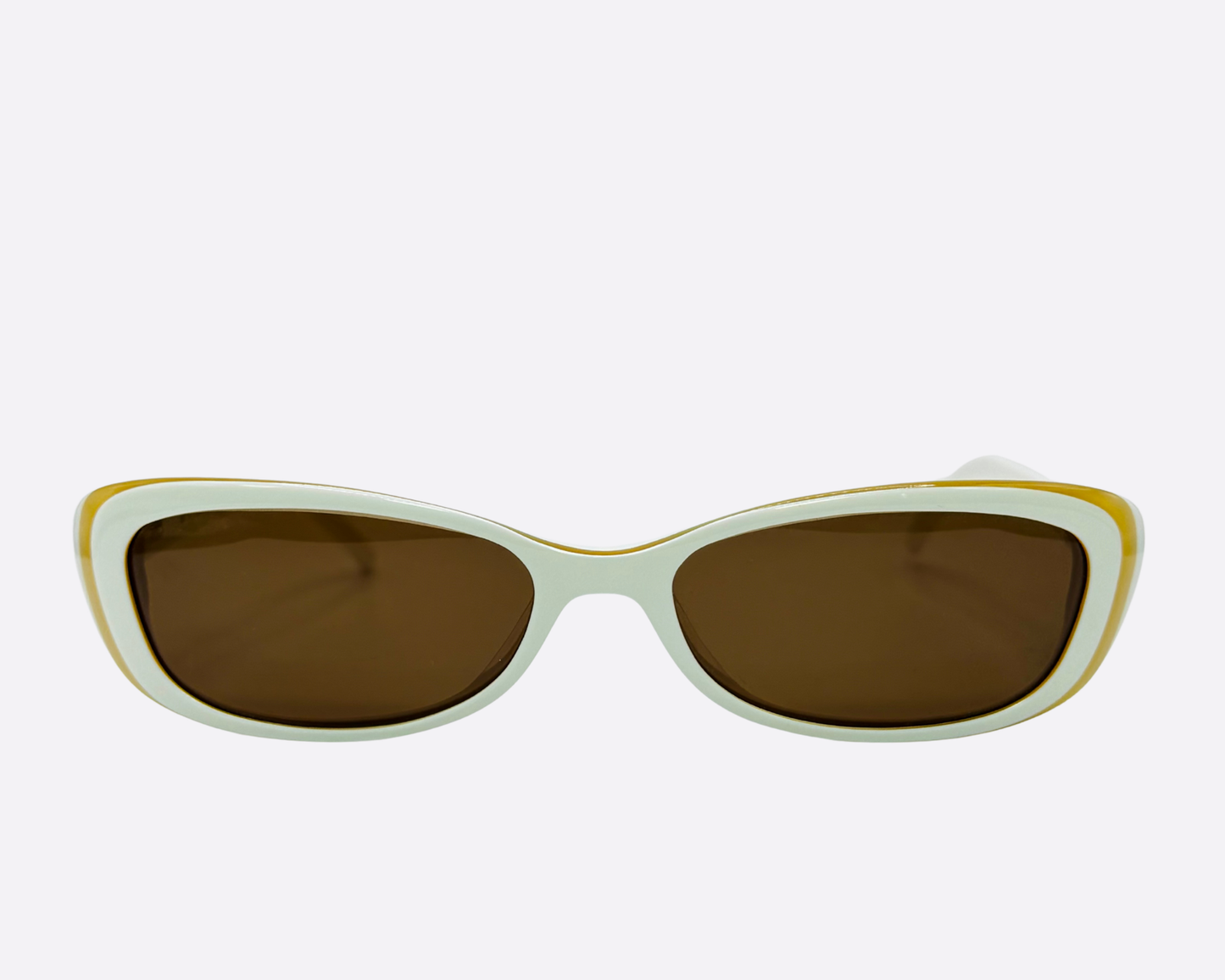 Lacoste L2611 – Off-White & Yellow Oval | Y2K Vintage