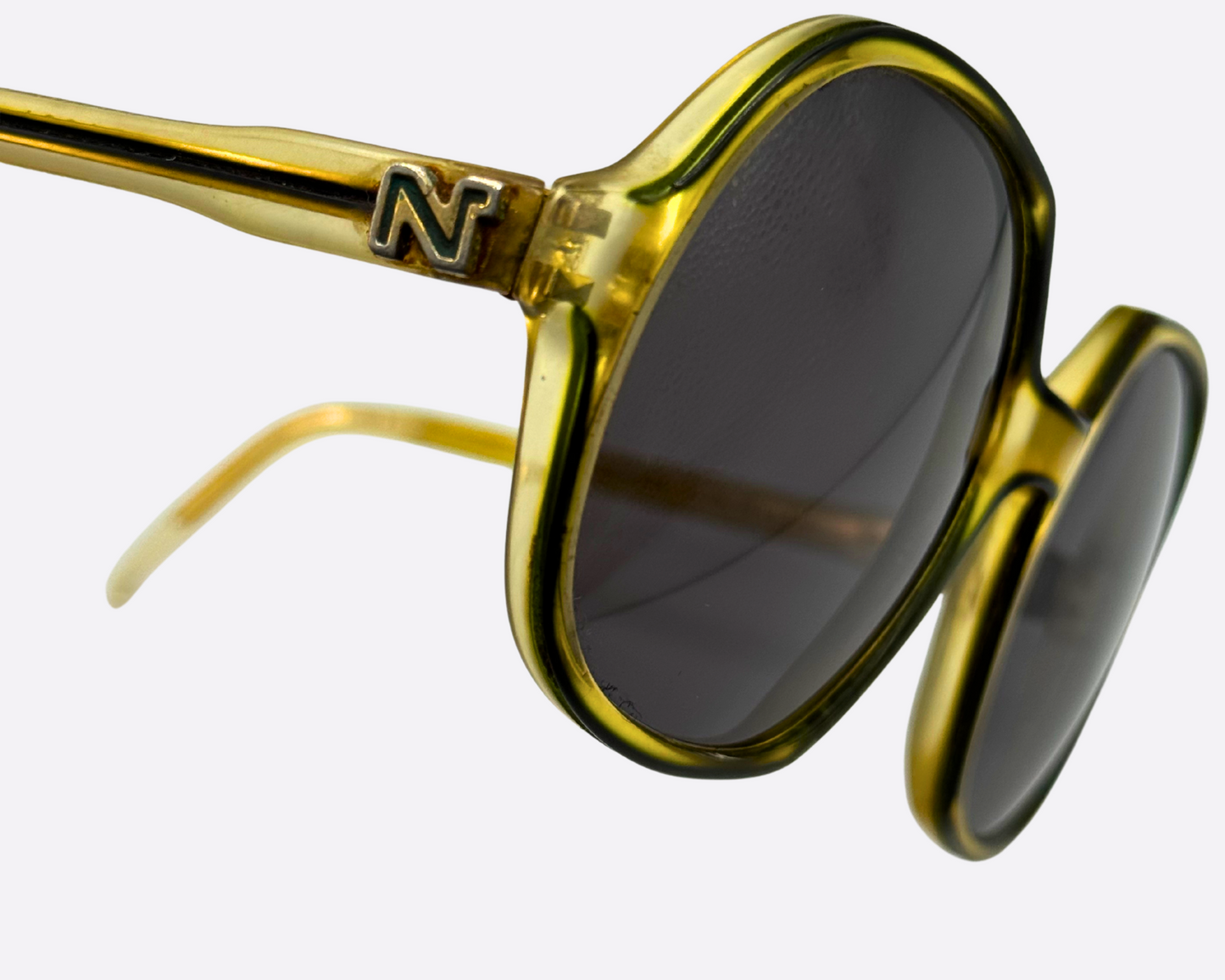 Nina Ricci – Golden Green Oversized Sunglasses | 70s/80s Vintage