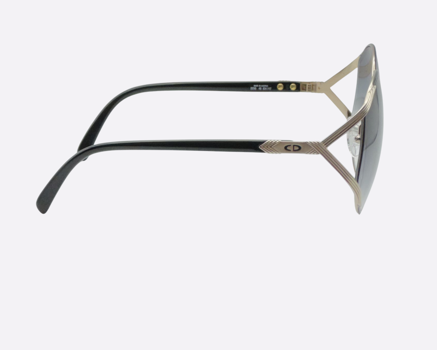 Dior 2250 48 – Black & Silver Oversized | Rihanna & American Hustle Icon